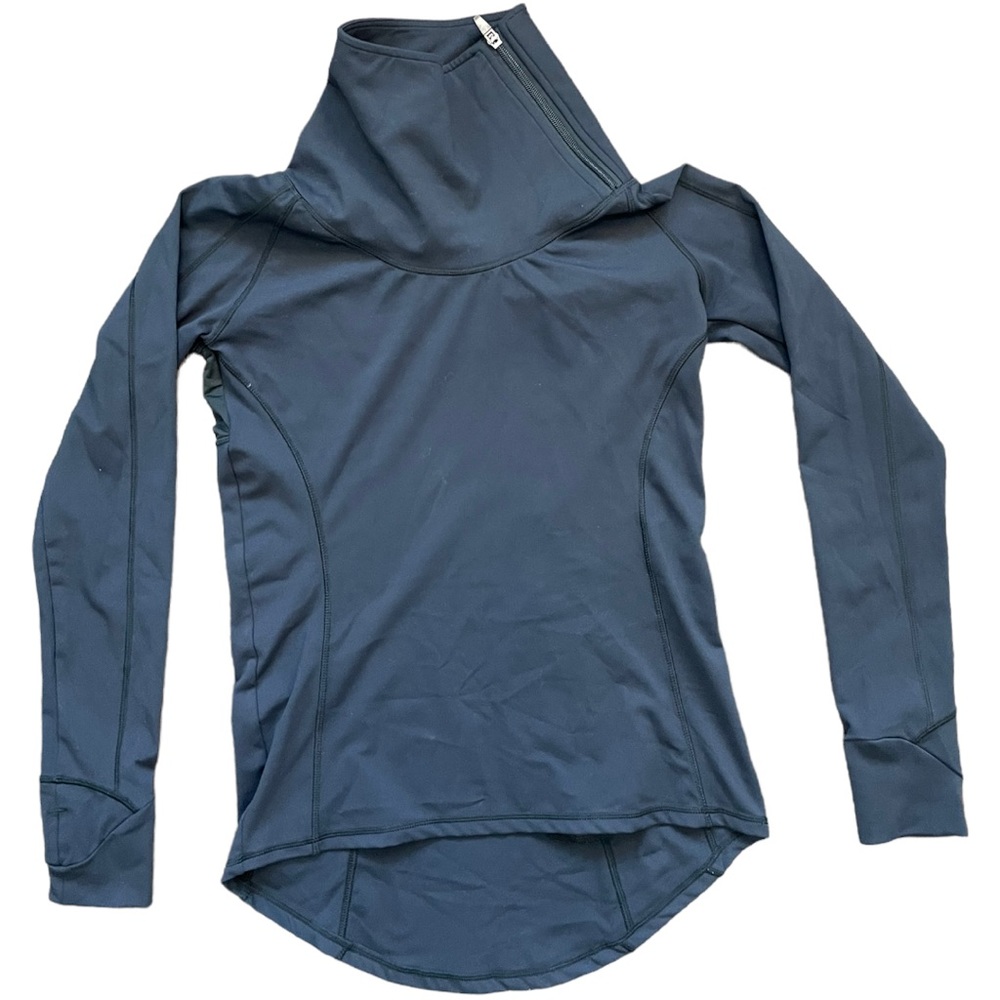 P’Tula Turtle Neck Sweater (S)
